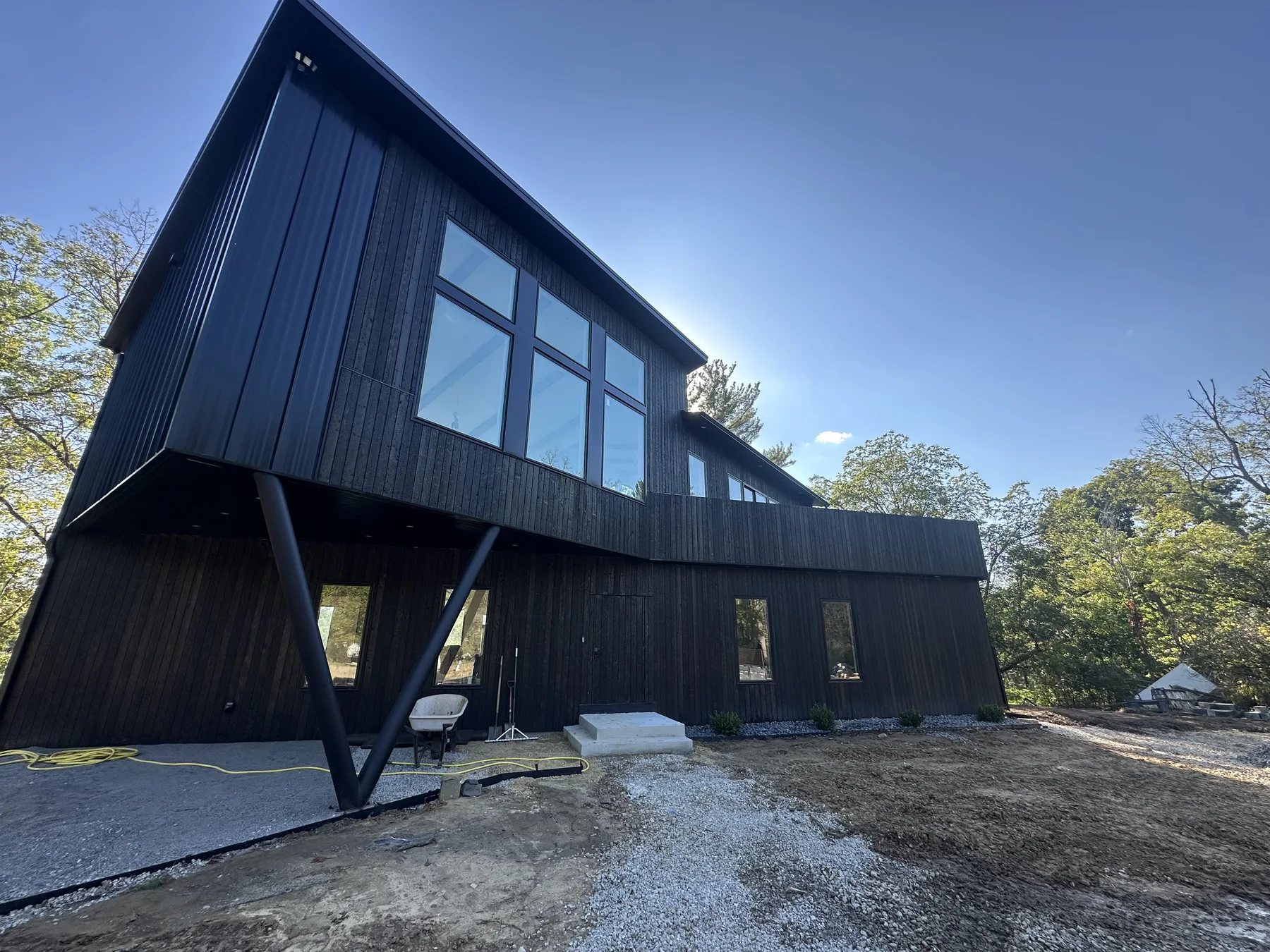 The Cantilever House